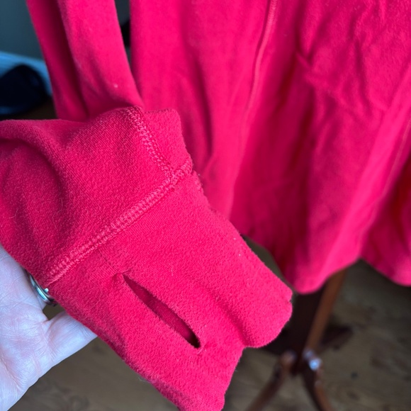 Lululemon Running Pullover, Size 8 - Picture 2 of 4